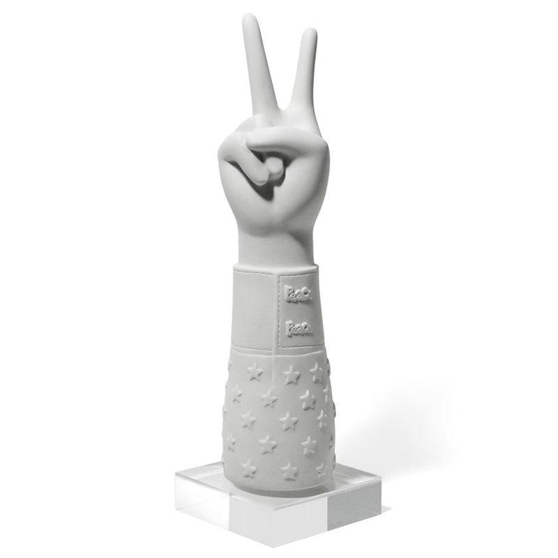 Love Hand & Peace Hand